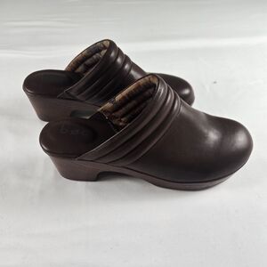 b.o.c. Born Concept Brown Leather Clogs Mules Women’s Size 8 M